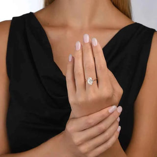 2 Ct Oval Cut Moissanite Solitaire Engagement Ring In Rose Gold