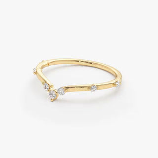 0.70 Carat Round Shape Moissanite Curved Wedding Ring In Yellow Gold