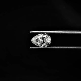 1 Carat Pear Moissanite Stone