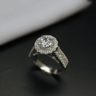 4.50 Ct Round Shaped Halo Moissanite Engagement Ring in White Gold