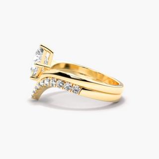 1.20 Carat Princess Shape Curved Moissanite Bridal Set Ring in Yellow Gold