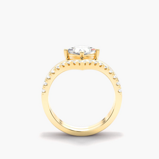 1.20 Carat Princess Shape Curved Moissanite Bridal Set Ring in Yellow Gold
