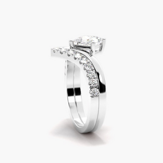 1.20 Carat Princess Shape Curved Moissanite Bridal Set Ring in Yellow Gold