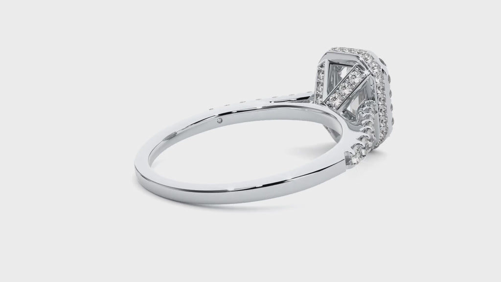 HD video showcasing the brilliance and sparkle of a loose moissanite stone, highlighting its clarity and fire.